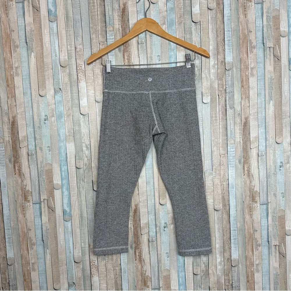 Lululemon 6 Wunder Under Crop Leggings Athletic Yoga Herringbone‎ Gray Luon